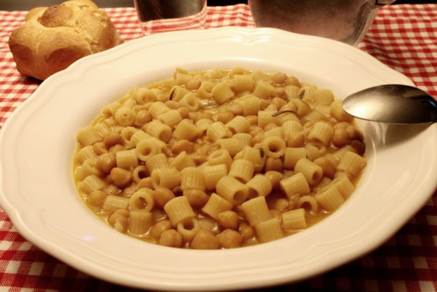 Pasta E Ceci (pasta Con Garbanzos) A La Romana