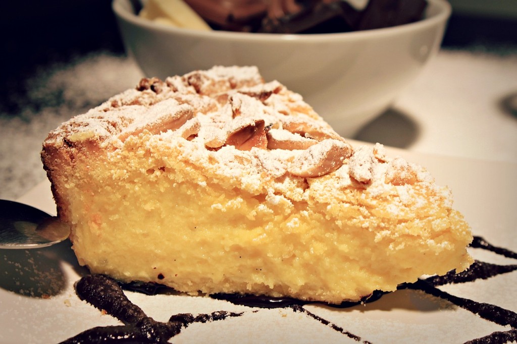 Torta della nonna con almendras ~ Dulces Recetas  ~ La ragazza col mattarello