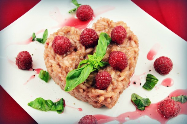 Receta Especial Para San Valentín: Corazón De Risotto De Frambuesas Y Cava