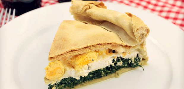 Torta pasqualina: pastís salat amb ricotta, ous i espinacs ~ Primers Receptes ~ La ragazza col mattarello Torta pasqualina: pastís salat amb ricotta, ous i espinacs ~ Primers Receptes ~ La ragazza col mattarello