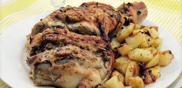 Paletilla de cordero al horno con patatas aromatizado con salvia y romero ~ Recetas Segundos ~ La ragazza col mattarello Paletilla de cordero al horno con patatas aromatizado con salvia y romero ~ Recetas Segundos ~ La ragazza col mattarello