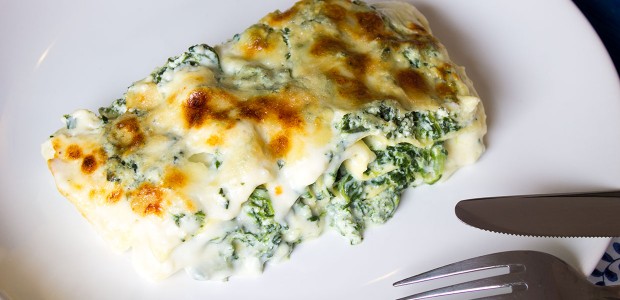 Recepta de lasagna amb espinacs, ricotta y mozzarella ~ Primers Receptes ~ La ragazza col mattarello Recepta de lasagna amb espinacs, ricotta y mozzarella ~ Primers Receptes ~ La ragazza col mattarello