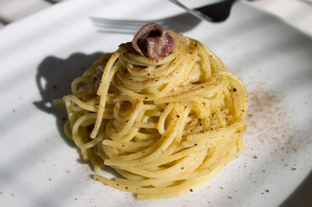 Spaghetti Con Cebolla Y Anchoas A La Veneta