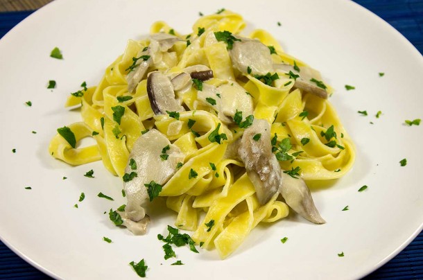 Pasta Con Boletus (tagliatelle Ai Funghi Porcini)