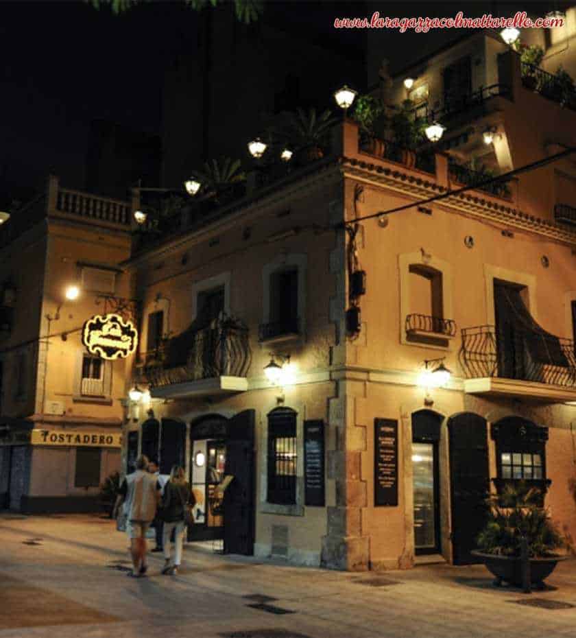 Las mejores bombas de la Barceloneta | Can Ramonet ~ España Pendoneando ¿Dónde comer?  ~ La ragazza col mattarello