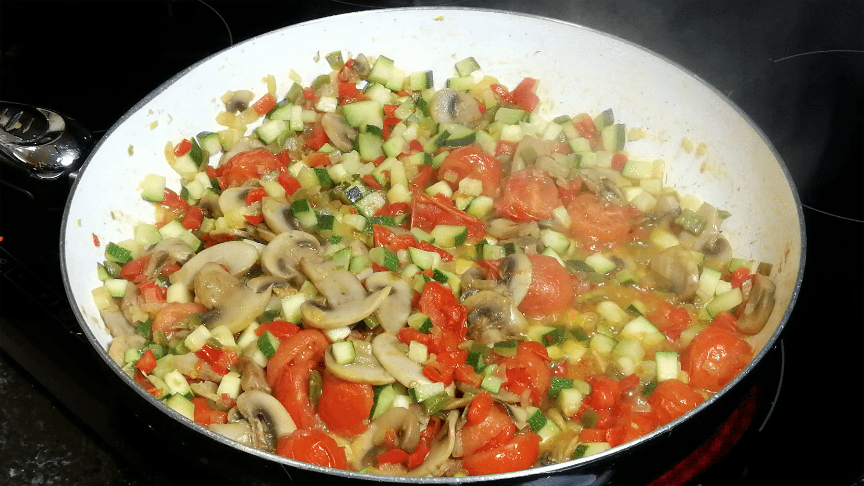 Pasta amb verdures ~ Primers Receptes ~ La ragazza col mattarello Pasta amb verdures ~ Primers Receptes ~ La ragazza col mattarello