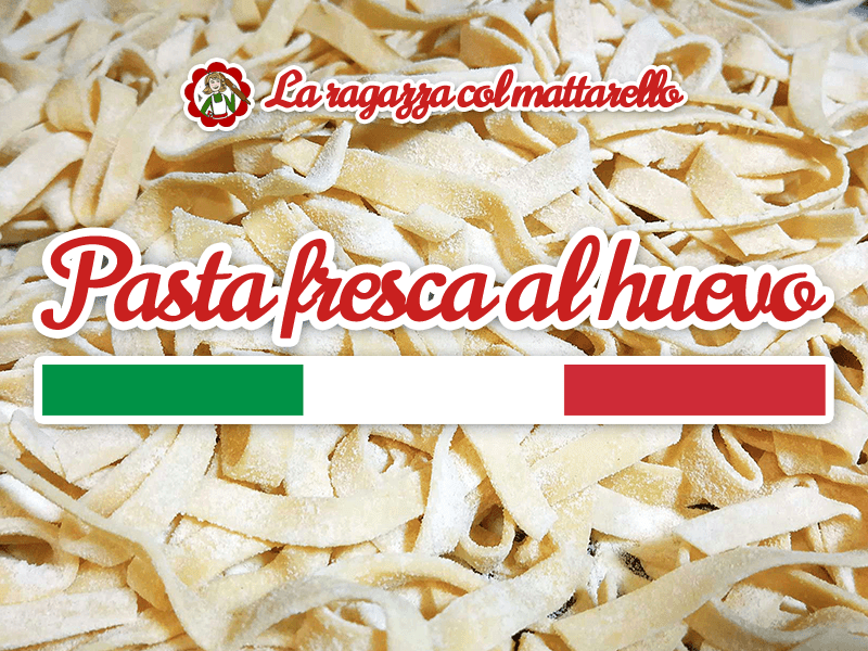Como hacer pasta fresca al huevo: la receta original italiana paso a paso ~ Primeros Recetas ~ La ragazza col mattarello Como hacer pasta fresca al huevo: la receta original italiana paso a paso ~ Primeros Recetas ~ La ragazza col mattarello