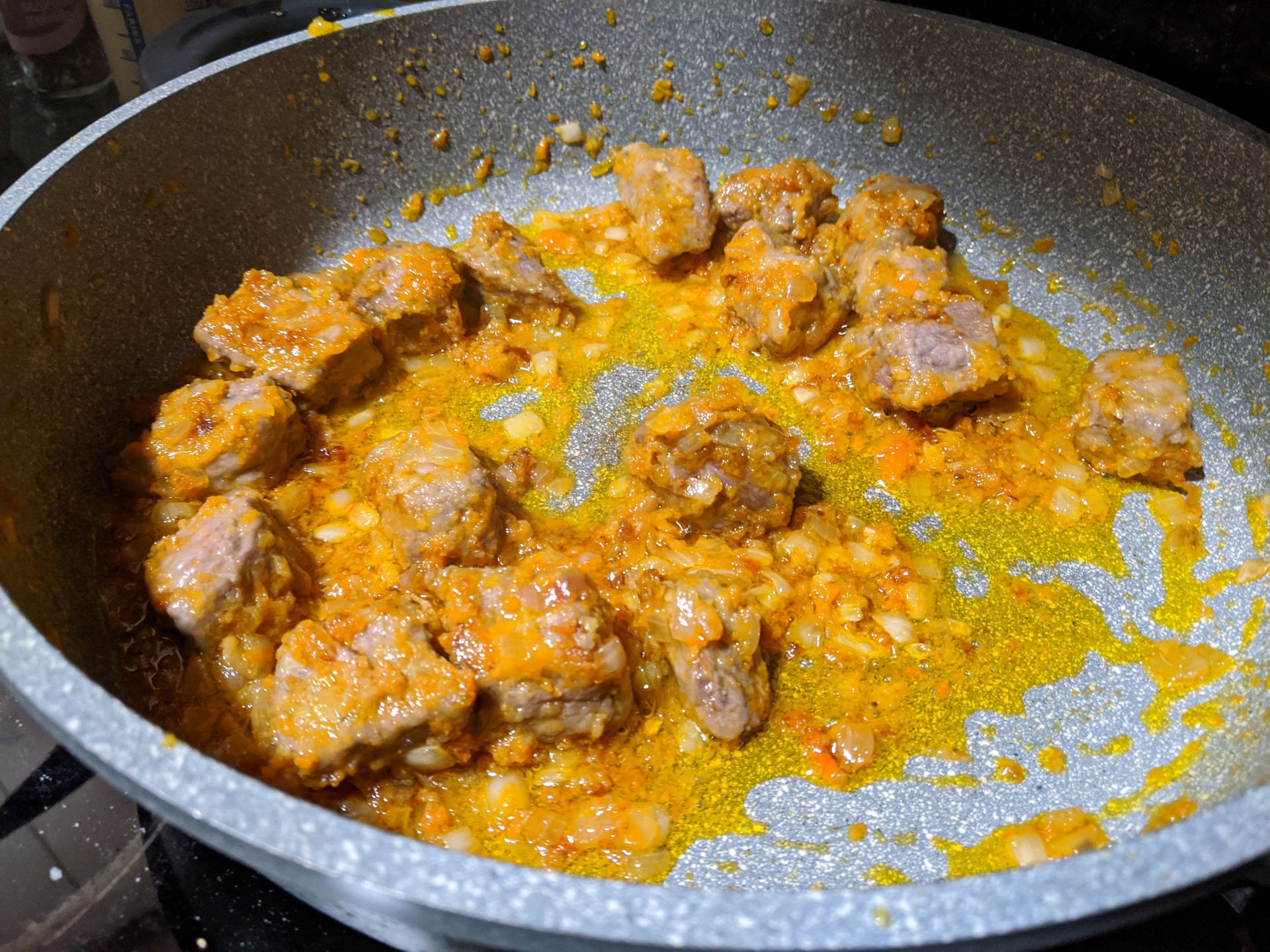 Estofado de ternera con patatas y guisantes (spezzatino con patate e piselli) ~ Recetas Segundos  ~ La ragazza col mattarello