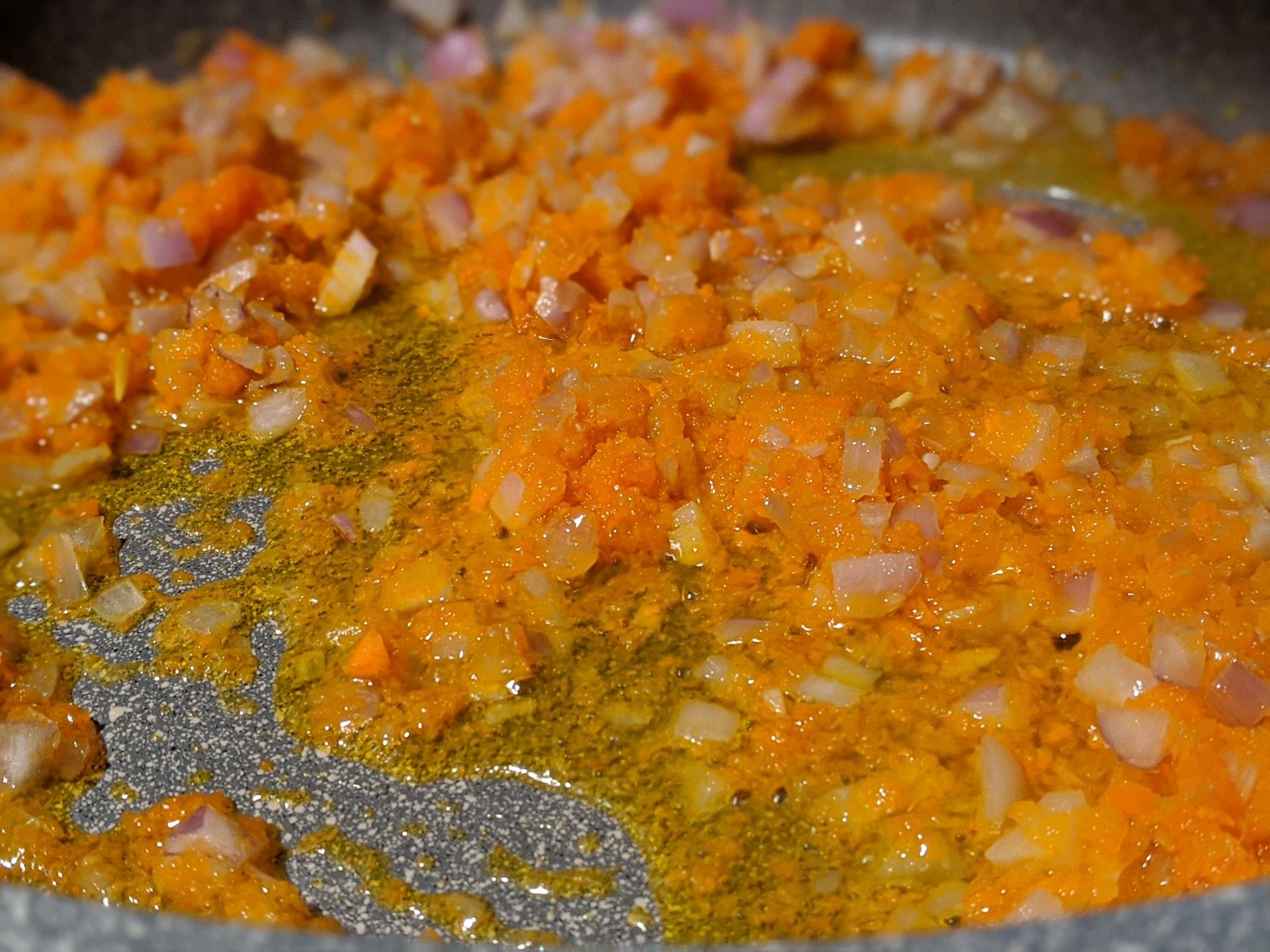 Estofado de ternera con patatas y guisantes (spezzatino con patate e piselli) ~ Recetas Segundos ~ La ragazza col mattarello Estofado de ternera con patatas y guisantes (spezzatino con patate e piselli) ~ Recetas Segundos ~ La ragazza col mattarello