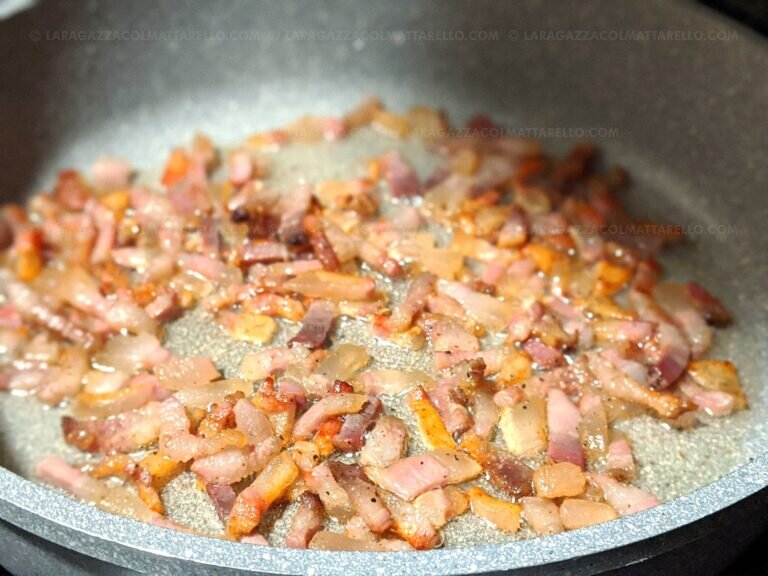 Pasta alla gricia La ragazza col mattarello