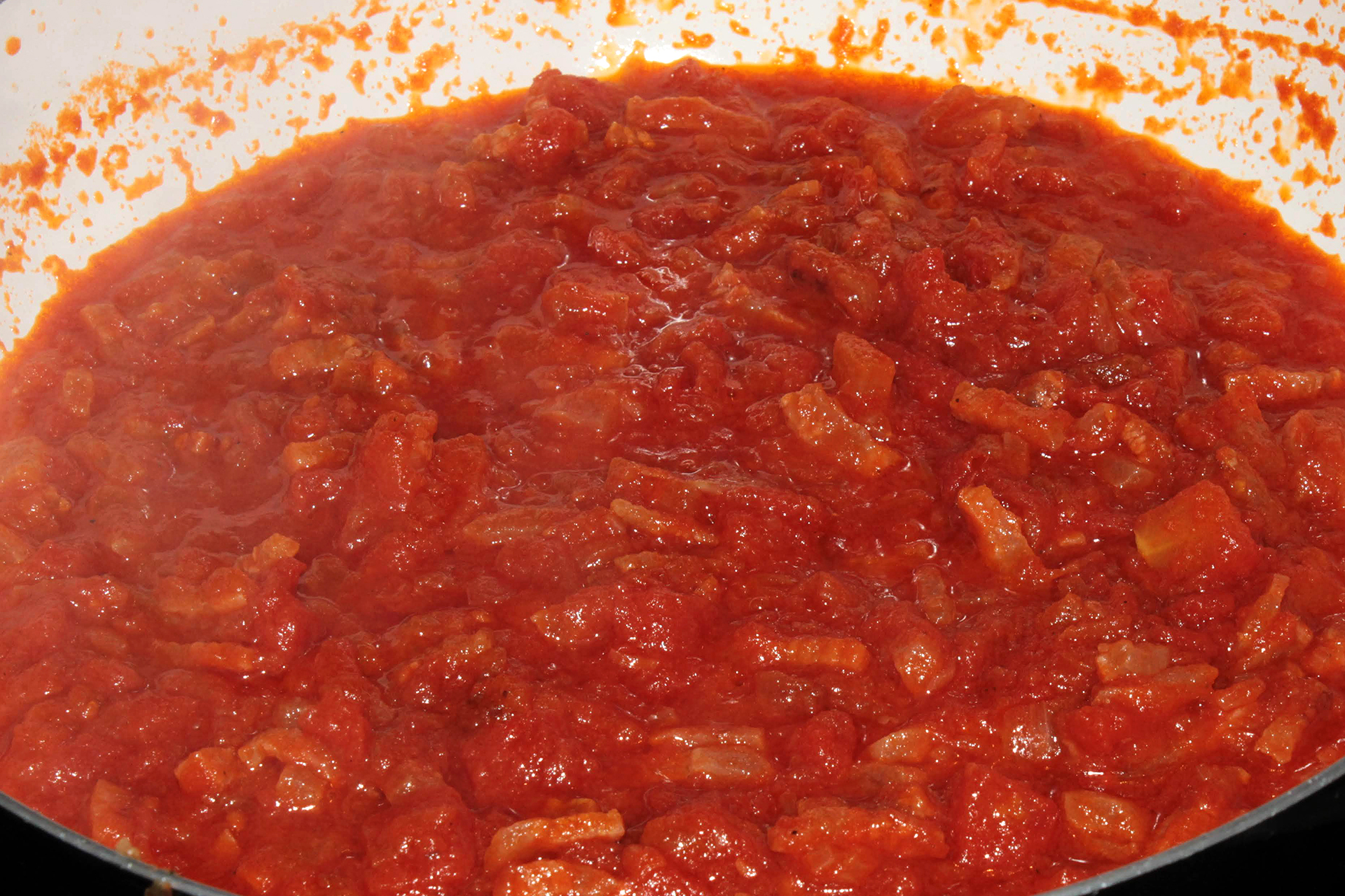 Pasta a la Amatriciana ~ Primeros Recetas  ~ La ragazza col mattarello