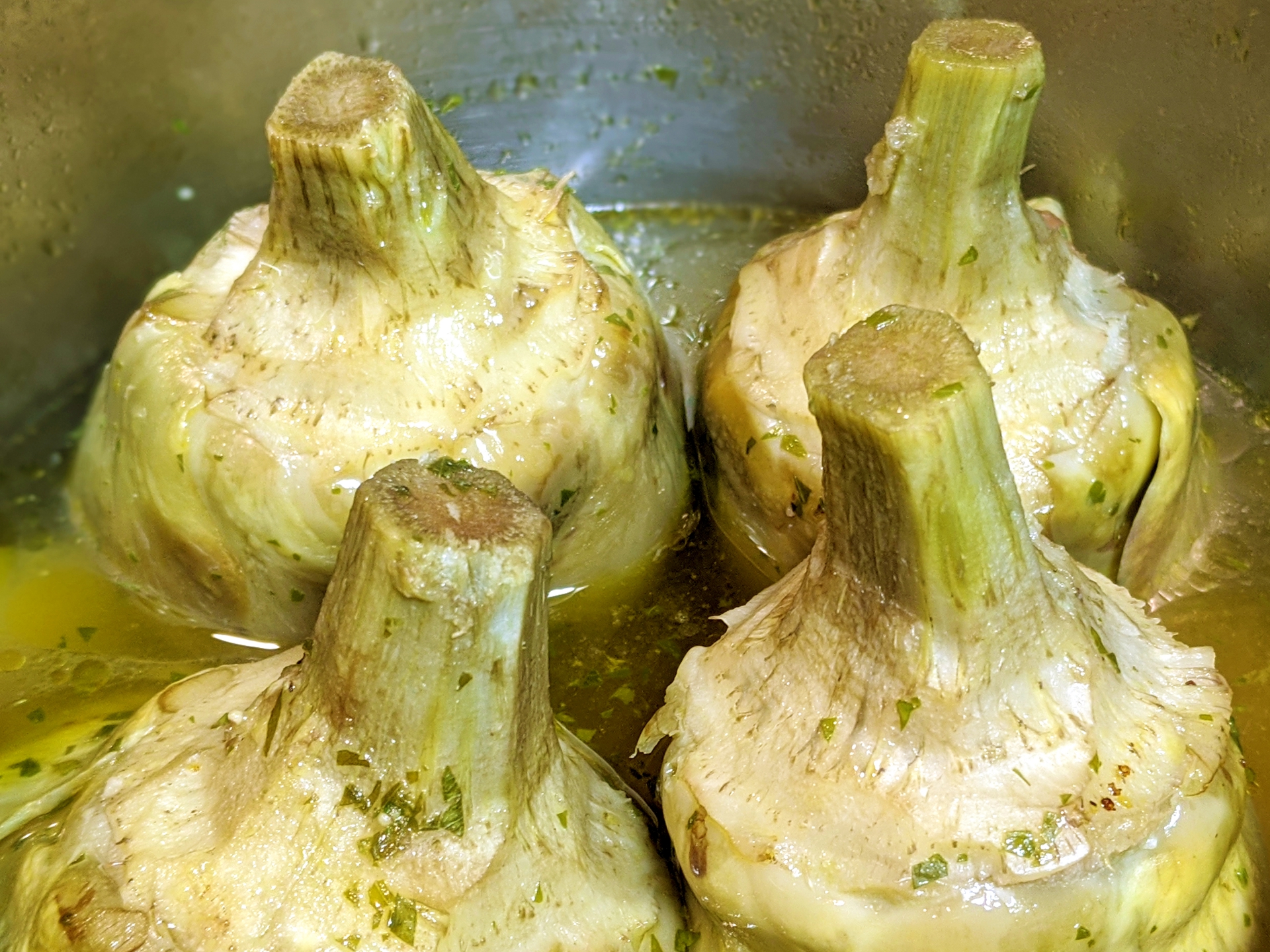 Roman style artichokes (carciofi alla romana) ~ Appetizers Recipes  ~ La ragazza col mattarello