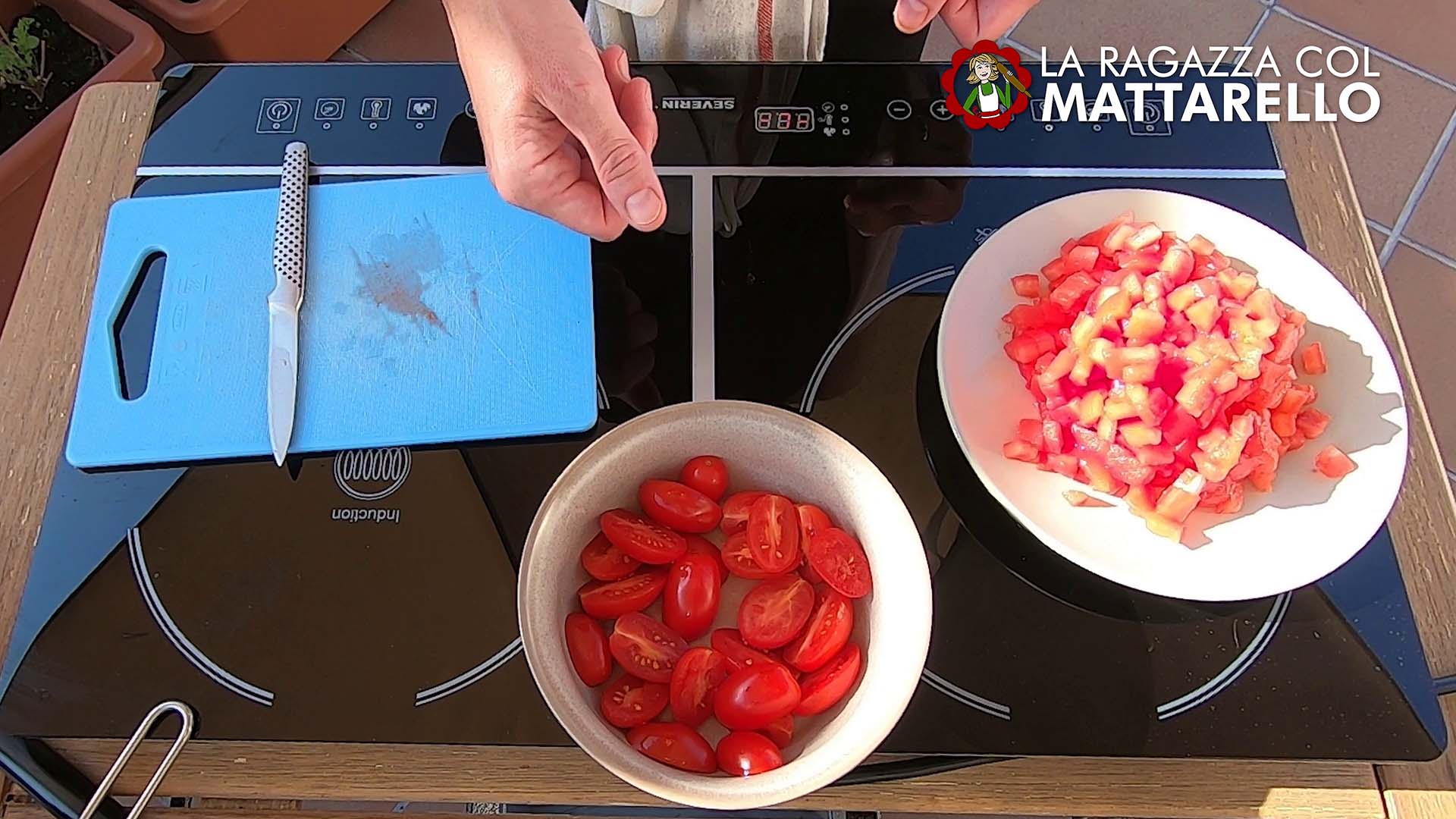 Pasta con tomate y albahaca (pasta al pomodoro all'italiana) ~ Primeros Recetas  ~ La ragazza col mattarello