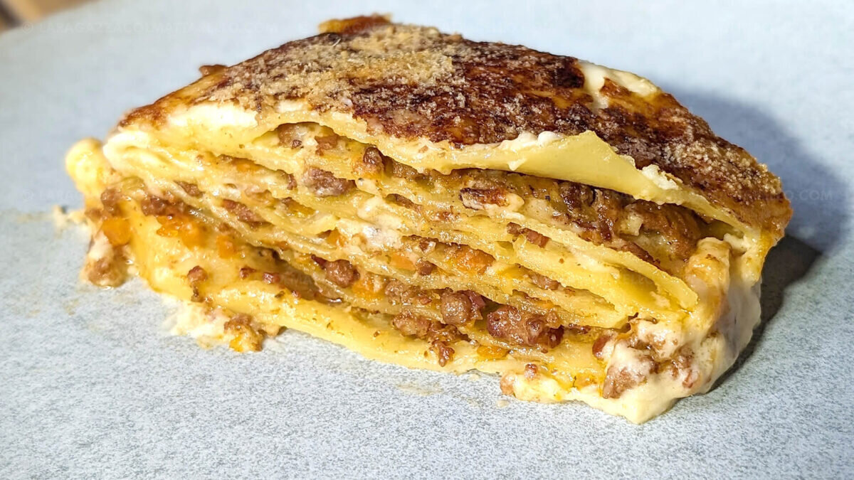 recepta de lasanya bolonyesa - autèntica i deliciosa