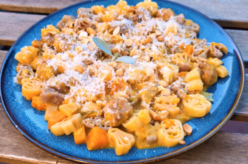 Pasta de Halloween calabaza y salchicha para niños
