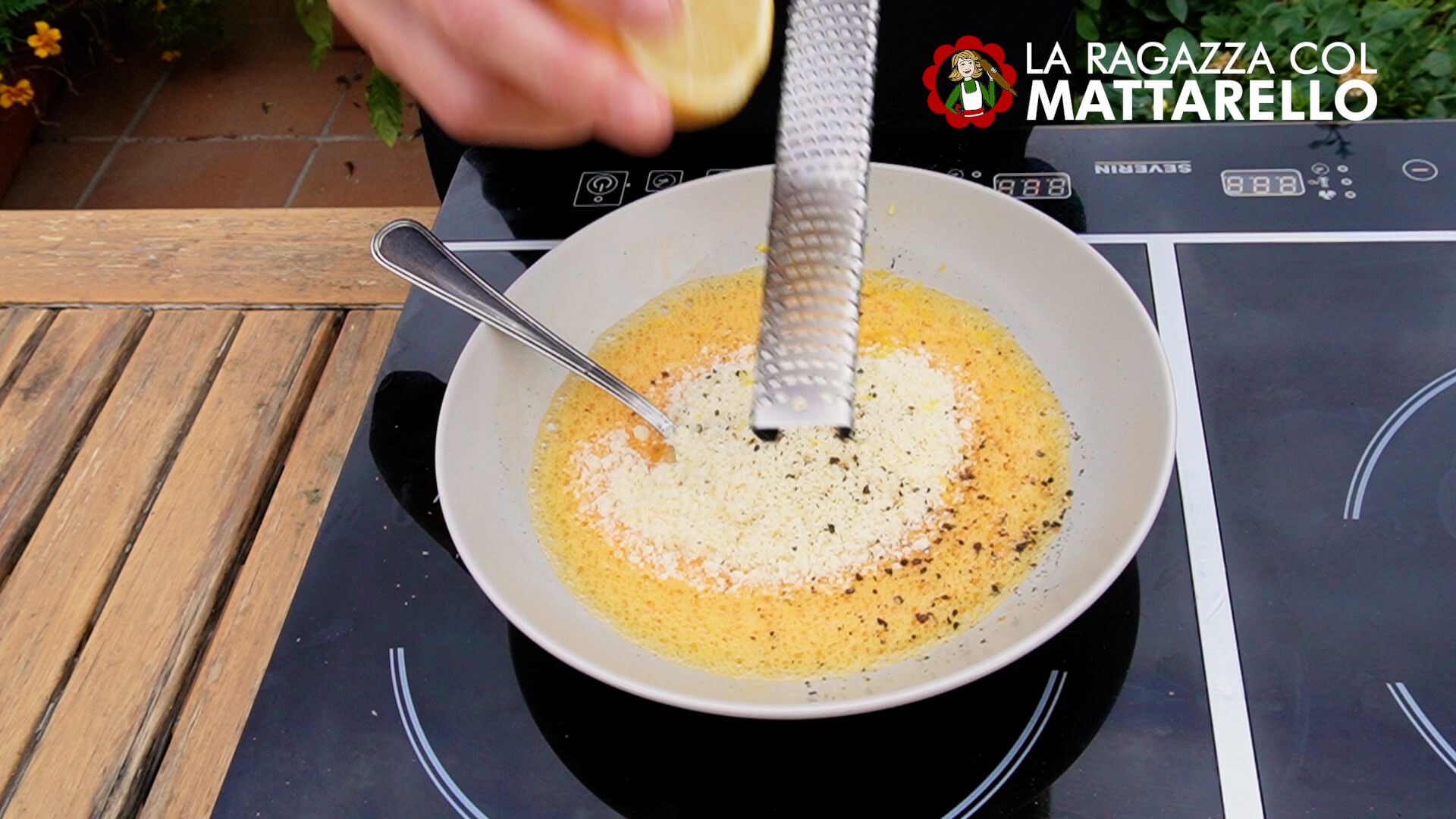 Roman-Style Stracciatella: The Italian Egg and Cheese Soup ~ Main courses Recipes  ~ La ragazza col mattarello