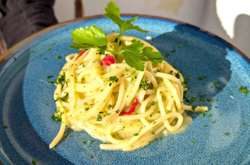 Espaguetis con ajo, aceite y guindilla (Aglio, olio e peperoncino)