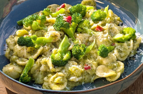 Pasta con brócoli y anchoas