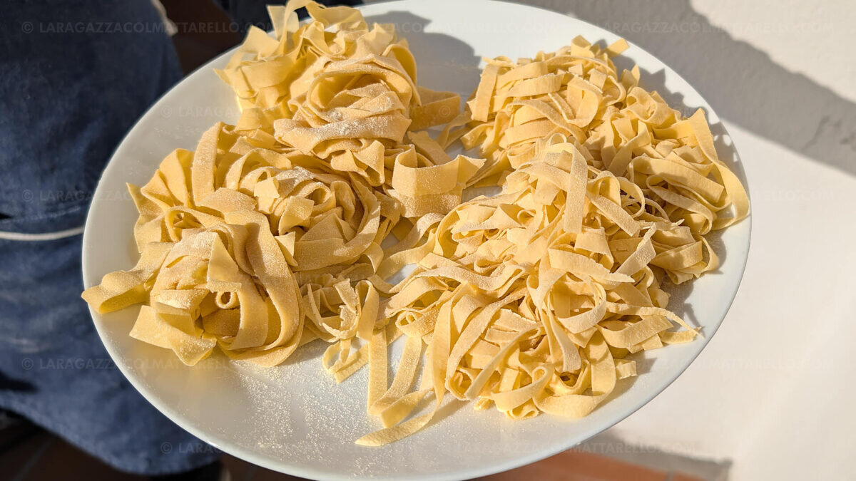 Como hacer pasta fresca al huevo: la receta original italiana paso a paso