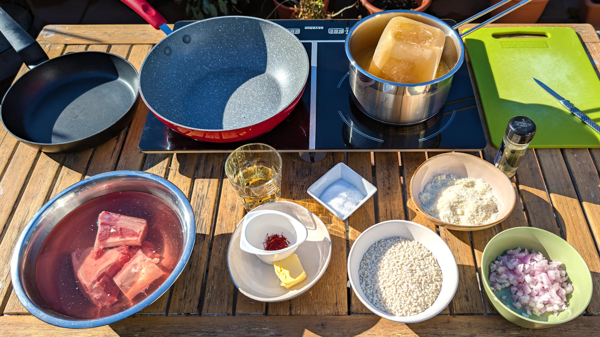 Risotto a la milanesa (risotto alla milanese): la ricetta tradicional italiana ~ Primeros Recetas  ~ La ragazza col mattarello