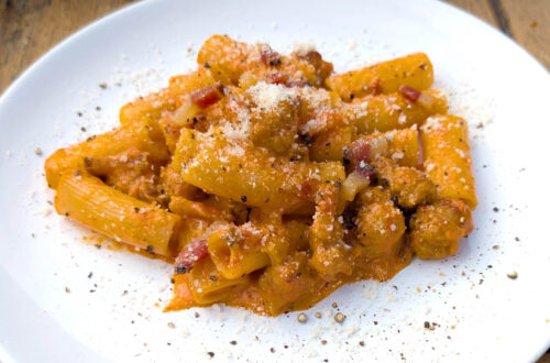 Pasta a la Zozzona: la receta Romana que combina Amatriciana, Carbonara y Gricia
