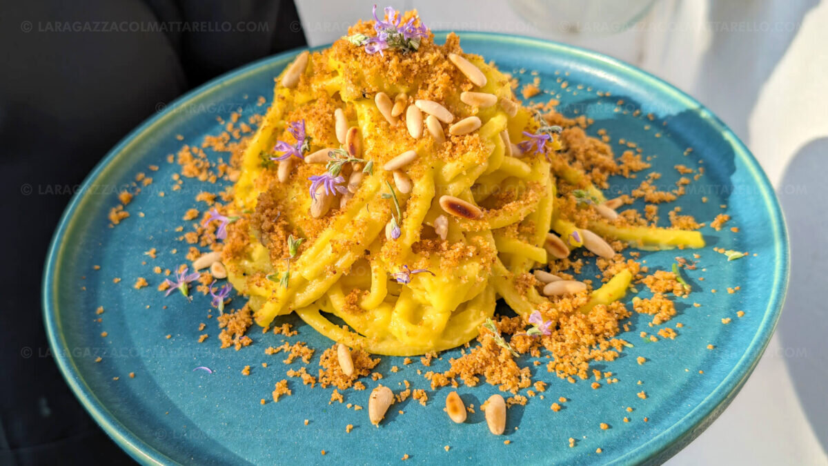 Pasta con coliflor a la siciliana (versión vegana)