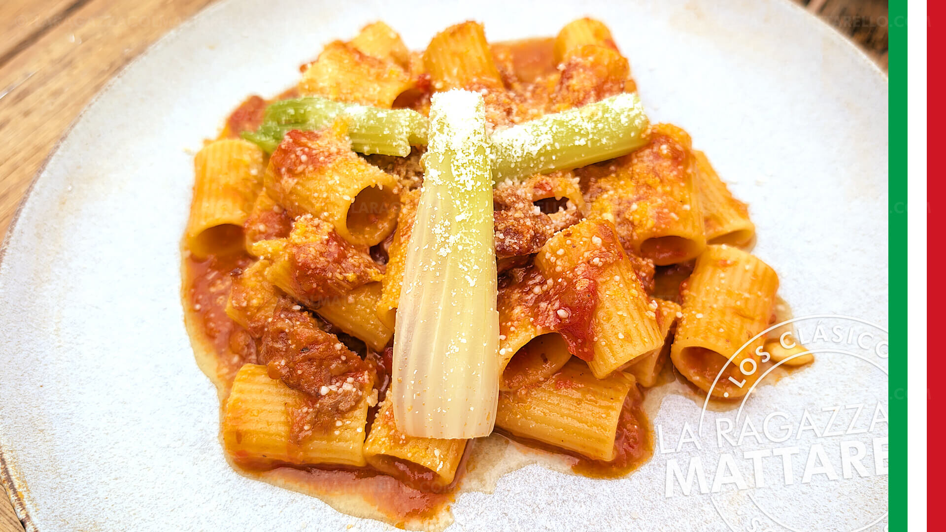 Coda alla Vaccinara: el guiso romano más meloso y con historia ~ Recetas Segundos ~ La ragazza col mattarello Coda alla Vaccinara: el guiso romano más meloso y con historia ~ Recetas Segundos ~ La ragazza col mattarello