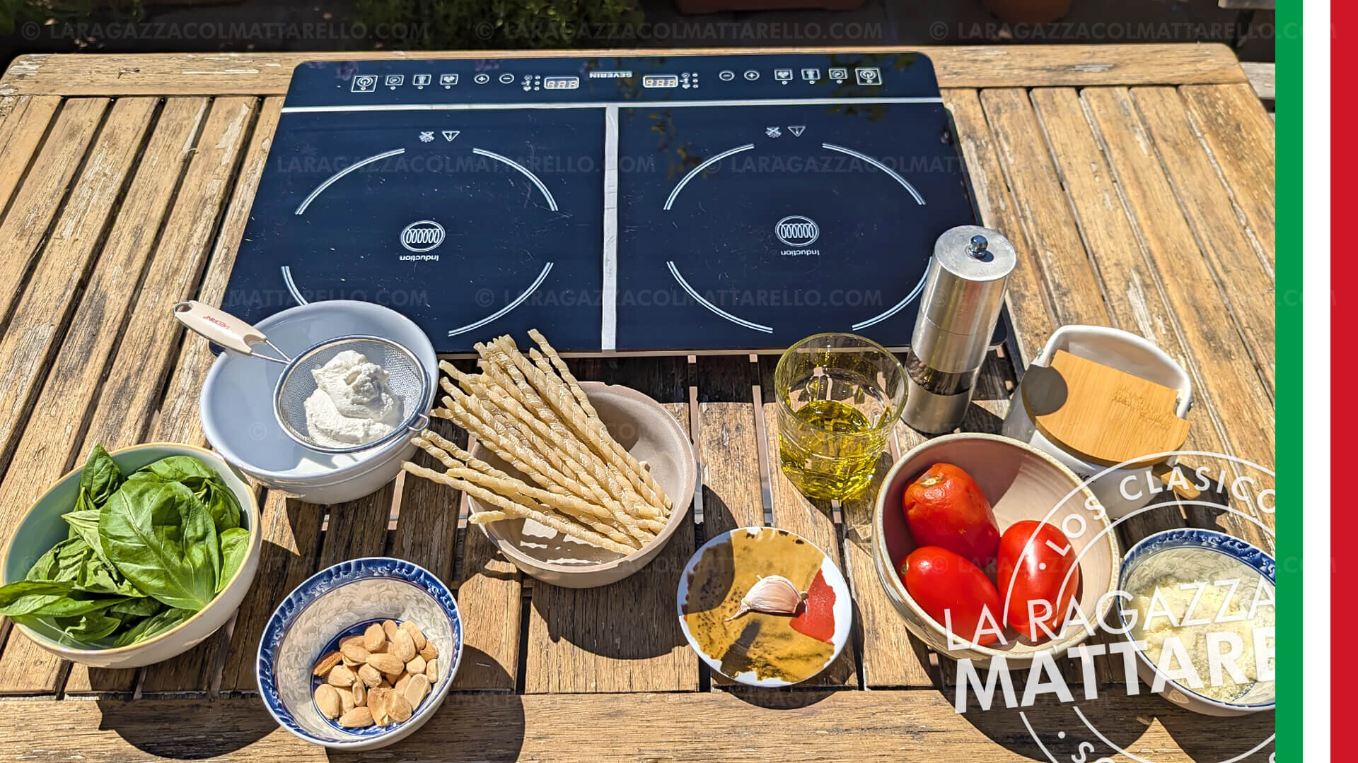 Pesto rojo siciliano: la receta fácil sin piñones e igual de deliciosa ~ Paso a paso en tres minutos Primeros Recetas  ~ La ragazza col mattarello