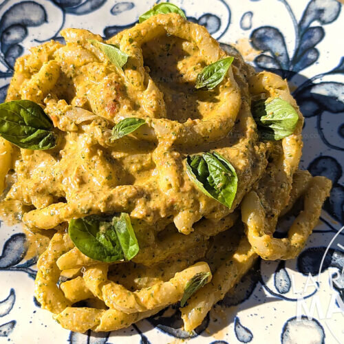 Pesto rojo siciliano - la receta fácil sin piñones e igual de deliciosa