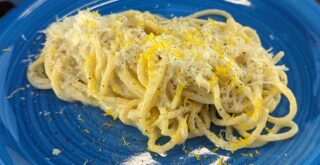 PASTA CACIO E PEPE (QUESO Y PIMIENTA) A LA ROMANA